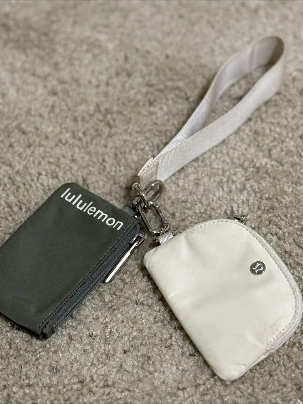 Lululemon discontinued, dual pouch